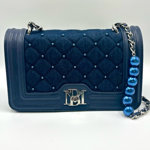 Badgley Mischka Handbags - Badgely Mischka Bag